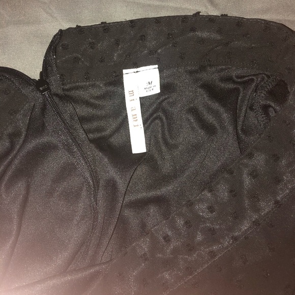 Black skirt - Picture 3 of 3